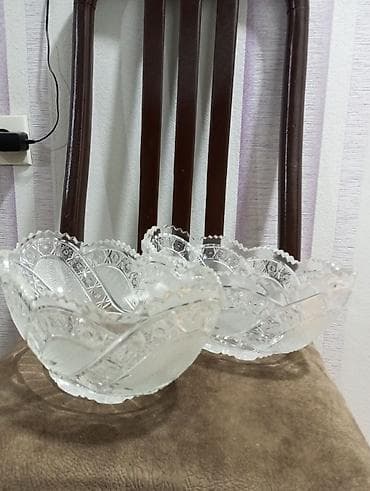 Şüşə qablar dəsti - 2 ədəd dekorativ şüşə salat/qəlyanaltı qabı -