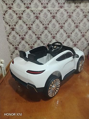 Uşaq üçün elektrik maşınları: Uşaq pultlu elektrik maşını - Korpus: ağ rəng, premium krossover — 4