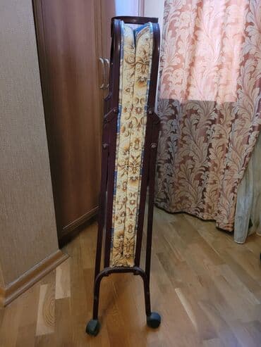 açılıb yığılan çarpayı: Раскладная кровать.Использовали 2 раза — 2