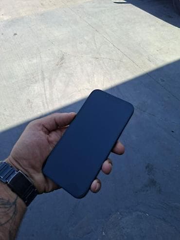 honor 8 s: IPhone 13, Qara, Face ID — 2
