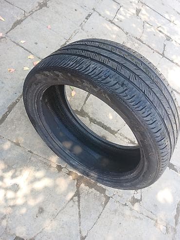 lada teker: İşlənmiş Şin Continental 235 / 40 / R 19 — 2