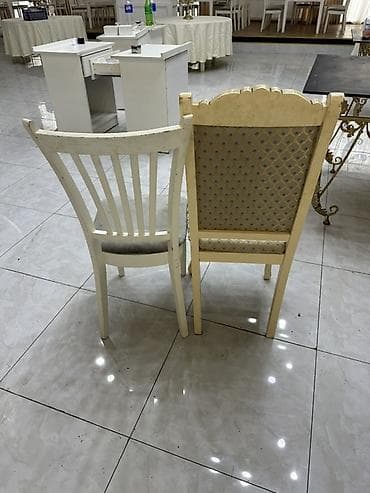 Qonaq otağı üçün, Qatlanmayan, Stul