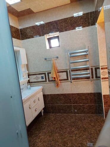 7 8 mkr satilan evler: 8 otaq, 450 kv. m, Yeni təmirli — 9