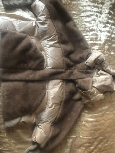 qış üçün sintepon qadın gödəkçələri: Qışlıq qadın gödəkçə - Dizayn: Kombinə olunmuş model – yumşaq — 1