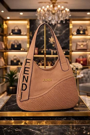 toxunma səməni: Çiyin çantası, Fendi — 4