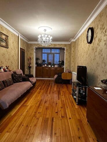 ipoteka ile satilan menziller: Bakı, 4 otaqlı, Köhnə tikili, m. Əhmədli, 115 kv. m — 2