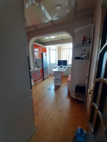 bakida tecili satilan 1 otaqli menziller: Bakı, 2 otaqlı, Köhnə tikili, m. Qara Qarayev, 70 kv. m — 5