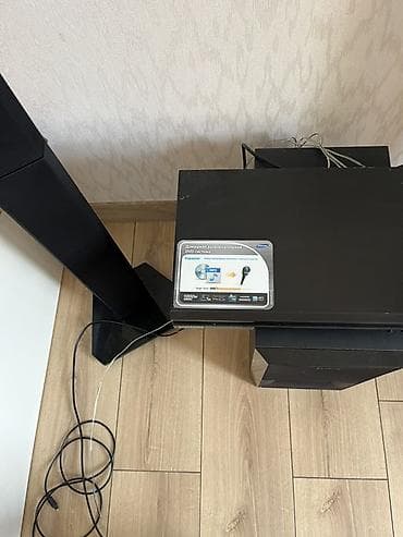 Samsung ev kinoteatrı – DVD sistem Komplekt: - DVD pleyer (Samsung) -