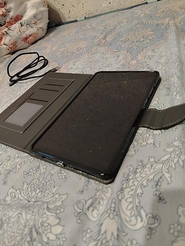 Honor pad X7 özünə çoox ideal tablet axtaranlar buyursun. 128 gb