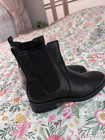 yarı botinkalar: Yeni Parfois qadın çəkməsi – Chelsea stilində, qara rəng. Olcu 39 — 3