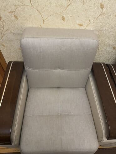 Quruducular: Kreslo, Parça — 2