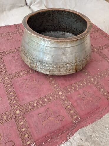 metbex tavanlari: İşlənmiş, Aş qazanı — 1