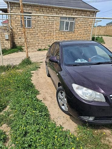 kreditle teker satışı: Hyundai Elantra sedan - Kuzov: 4 qapılı sedan, tünd bənövşəyi rəng - — 7