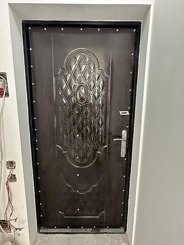 demir pillekenler: Dəmir qapı – giriş üçün İçi penaplasnan obşıfka oljnub yaxşı — 1