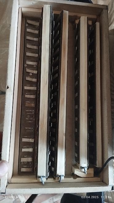 sintezator tecili satilir: Musiqi avadanlığı paketi 1) YGX GS-804USB Powered Mixer - 8 mono — 4