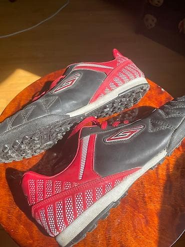 Toy paltarları və aksesuarları: Futbol ayaqqabısı "Duqana"
Razmer 41 — 2