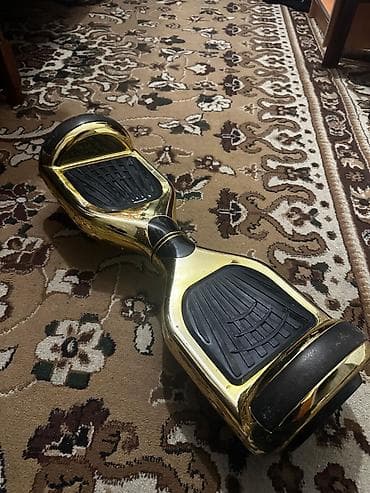 Qızılı rəngli iki təkərli hoverboard (self-balance skuter) - Parlaq