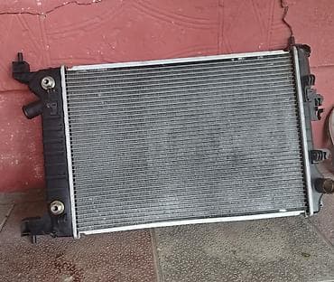 Cobalt Avtomobil üçün su radiatoru - Material: Alüminium əsas