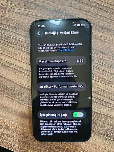 ipad 6: IPhone 13, 128 GB, Qara, Face ID — 2