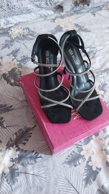 женские пляжные шлепанцы: Размер: 37, цвет - Черный, Новый — 2