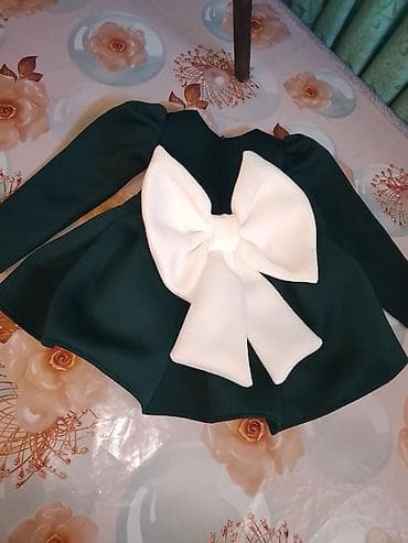 ana bala donları: Qız uşaqları üçün zərif paltar - Rəng: tünd yaşıl - Model: uzunqol — 3