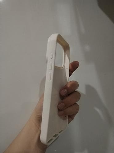 samsuq telfon: Satilir 17PRO MAX ucun Cəmi 10Azn Yenidir — 2