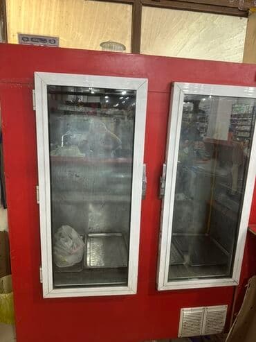 market soyuducuları: İki qapılı vitrin soyuducu - Rəng: qırmızı korpus, ağ çərçivəli şüşə — 2