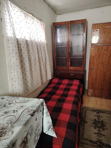 Otaqlar: İnşaatçılar metrosuna piyada 5 deqiqelik məsafədə 1 otaqlı heyet evi — 2