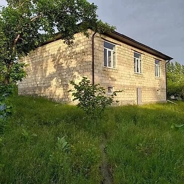 130 kv. m, 3 otaqlı, Qaz, İşıq, Su