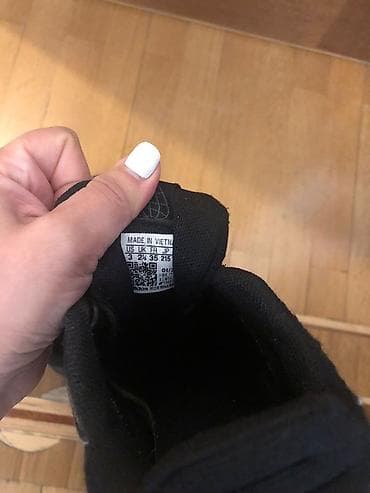 Bayram kostyumları: Original!! Adidas uşaq idman ayaqqabısı - Rəng: tam qara - Bağlanma — 2