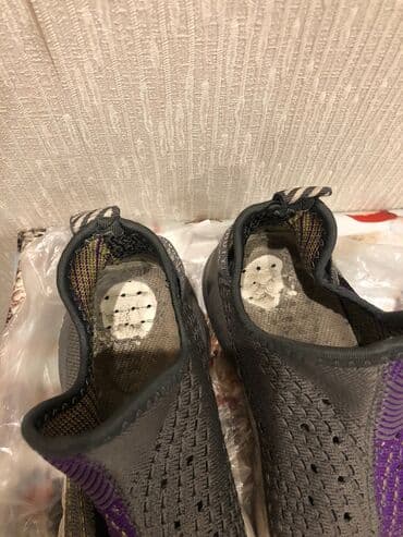 20 nomreli mekteb: Shekilldeki kimidir31 razmer — 3