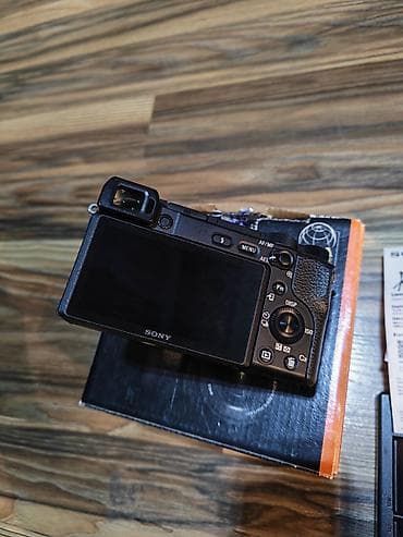 i̇sm: Sony Alpha a6400 mirrorless fotoaparat (ILCE-6400) – E-mount sistem — 6