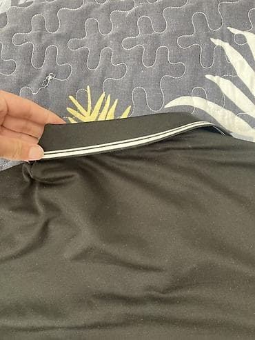 zara cins: 2 ci əldir .50 manata almışam. Qara polo köynək - Rəng: tünd qara - — 1