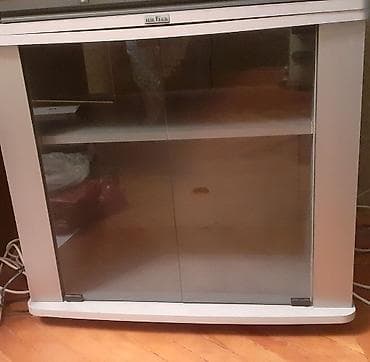 İşlənmiş, Düz TV altlığı, Polkalı, Şüşəli lalafo.az -da İşlənmiş, Düz TV altlığı, Polkalı, Şüşəli