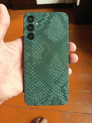 iphone 8 telefon: Məhsul: Android smartfon (üçlü arxa kamera) – yaşıl “ilan dərisi” — 1