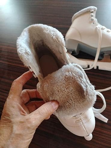 Qız uşağı üçün fiqurlu konkidə, 35 ölçü. Qız uşağı üçün gözəl ağ — 6