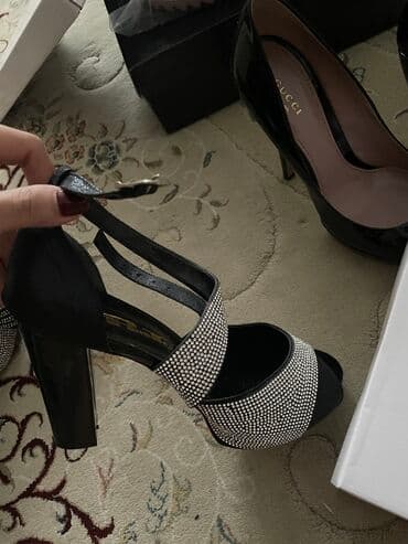 Toy paltarları və aksesuarları: Ölçü: 39.5, Yeni — 3