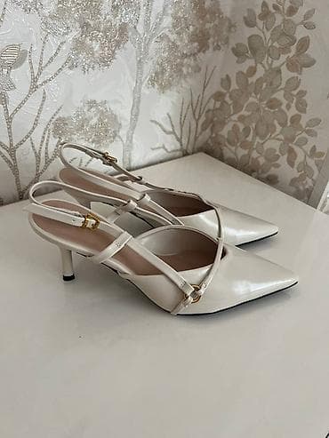 ayaggabı: Zara, Ölçü: 37, rəng - Bej, Yeni — 1