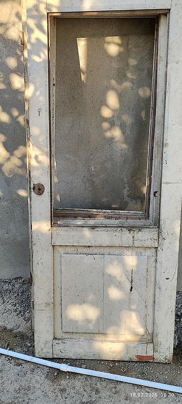 taxta: Klassik taxta qapı (şüşə üçün yerli model) 4-ədədi 80 manat - — 2