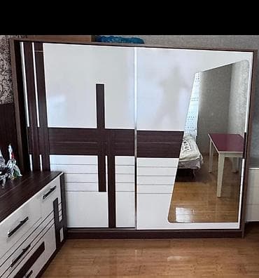 dolab gence: İşlənmiş, 2 qapılı, Güzgülü, Kupe, Düz dolab — 1