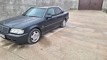 gen: Mercedes-Benz C-Class: 1.8 l | 1997 il Sedan — 2