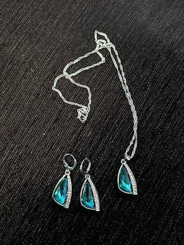 qol saati telefon: Gümüş Komplekt Agsudadı Bakıya və Sumqayıta catirilma Əlavə 10 AZN — 2