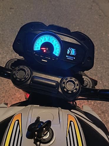 Uşaq üçün elektrik maşınları: Salam 3 gudur alinib bir defe surulub ele ondada cekilib cemi birdefe — 1