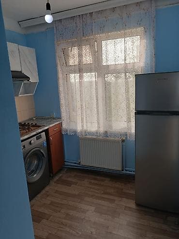 Qarajlar: Mənzilin 1 otaqlı hissəsi (mətbəx, dəhliz və sanitar qovşağı ilə) — 2