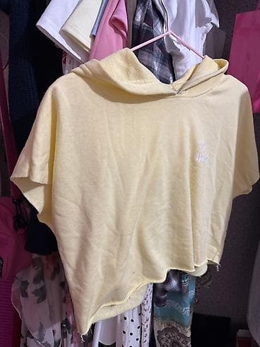 Sarı rəngli “oh honey” yazılı iki parçalı ev dəsti - Model: Kapüşonlu