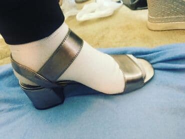 красивые платья на прокат в баку: Ölçü: 36.5, rəng - Boz, Yeni — 2