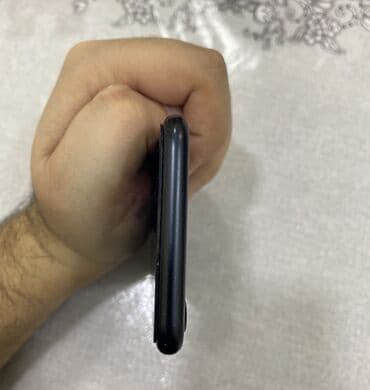 iphone 5s ucuz: IPhone SE 2020, 64 GB, Black Titanium, Barmaq izi — 6