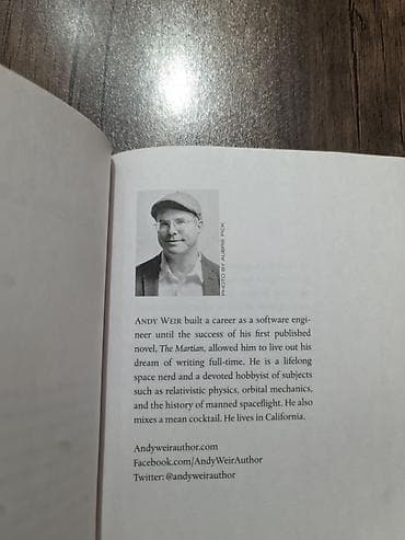 beyaz leke kitab: Yaxşı vəziyyətdədir, amazon-dan almışdım. Əlavə ödənişlə poçtla da — 3