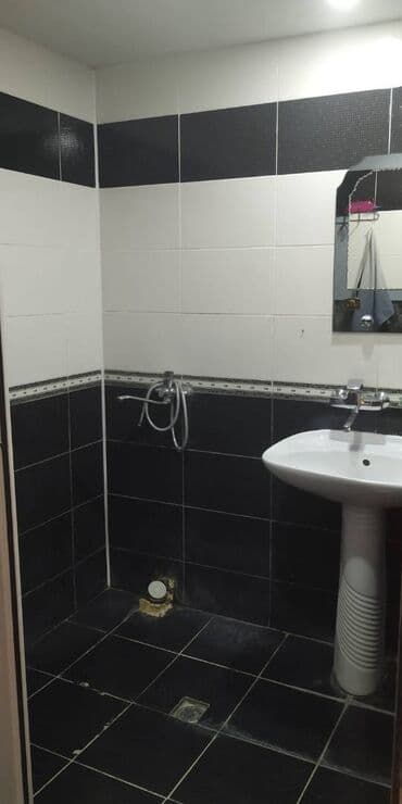 ilkin odənişsiz evler: Bakı, 3 otaqlı, Köhnə tikili, 70 kv. m — 20