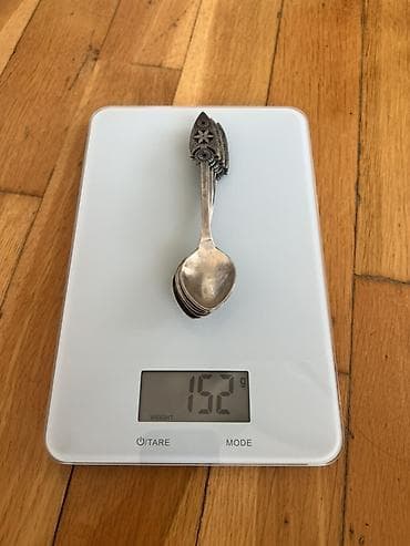 Qedimi 916 gümüş dekorativ çay qaşıqları
tam kolleksiya — 1